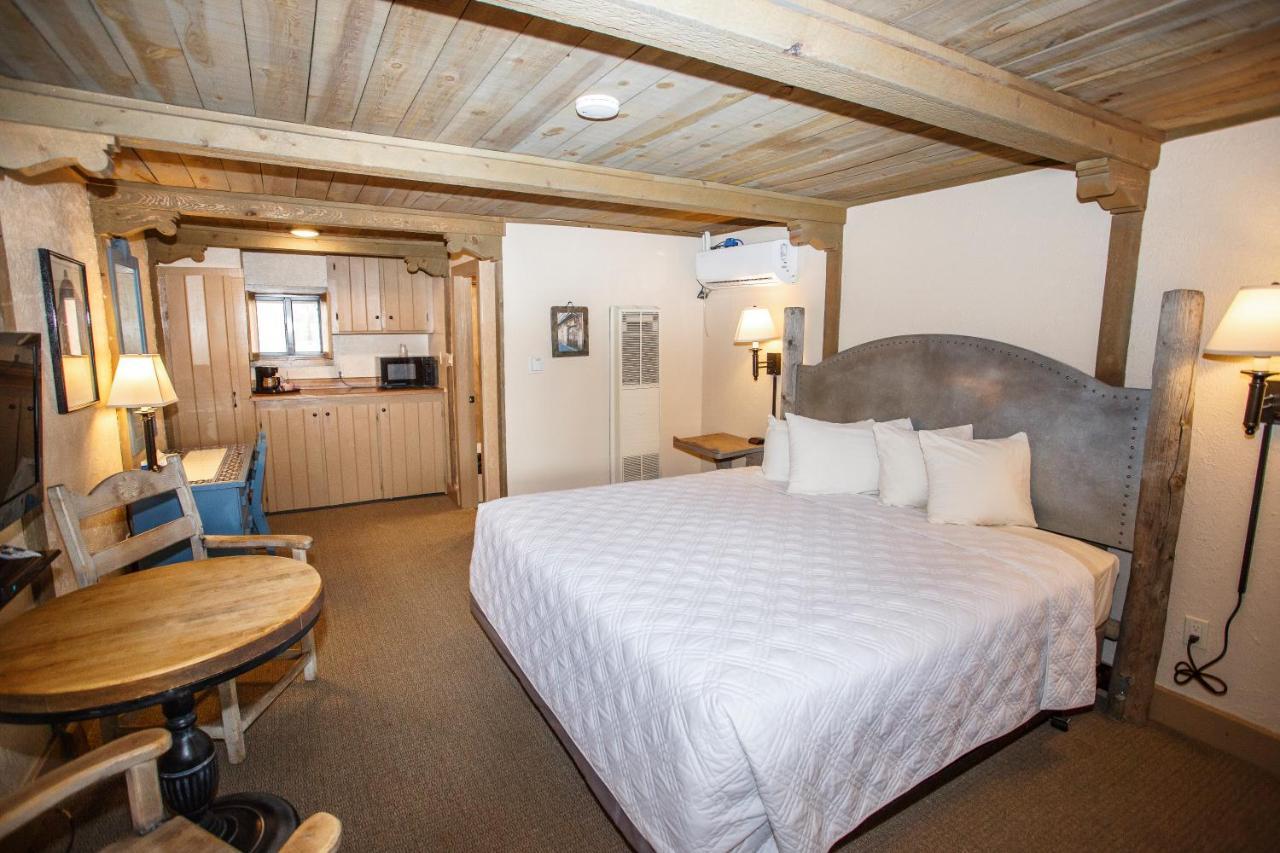 Chama Trails Motel מראה חיצוני תמונה
